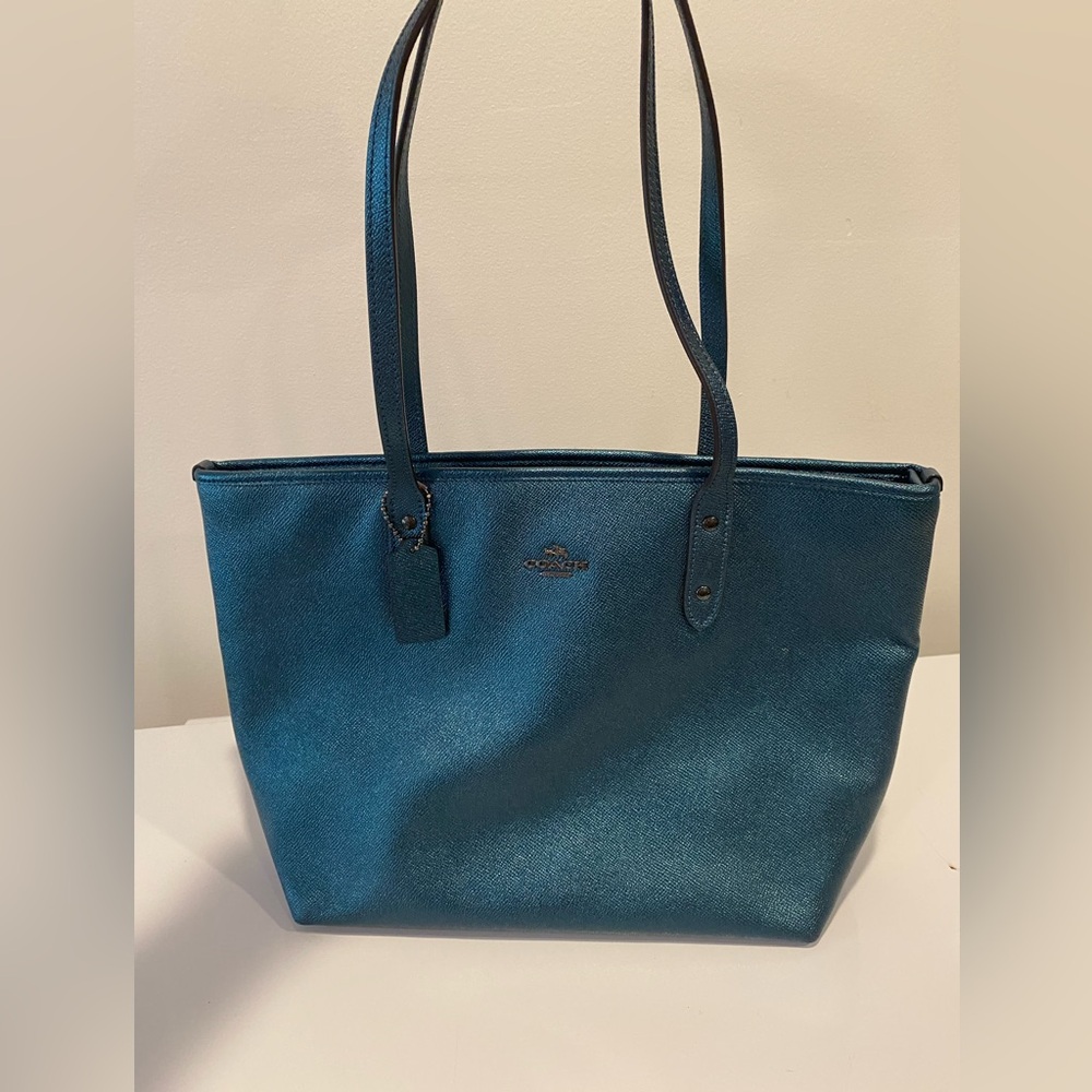 Coach Dark Teal Leather Handbag Mint Condition, Only Used Once